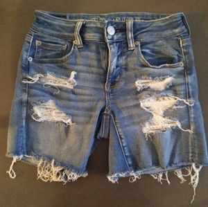 American Eagle 🦅 Next Level Stretch X Shorts | Size 4 | Embroidered Pockets